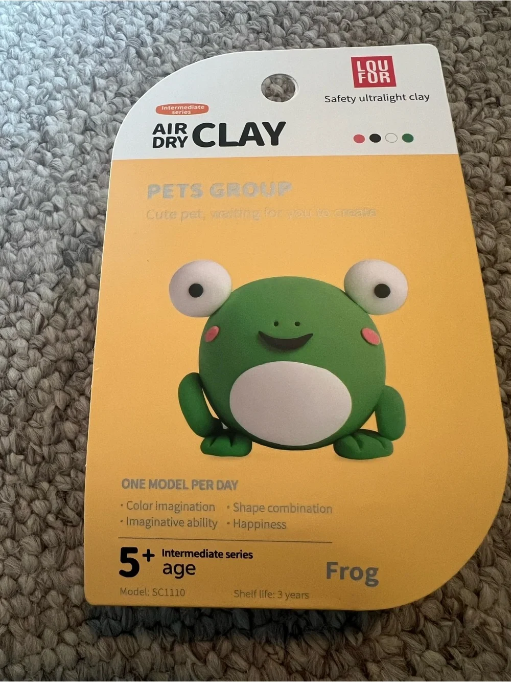 LOUFOR Air Dry Clay Frog Kit - Green & White